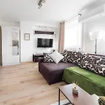 Apartmán Park Grabiszynski Standard By Bookinghost Vratislav
