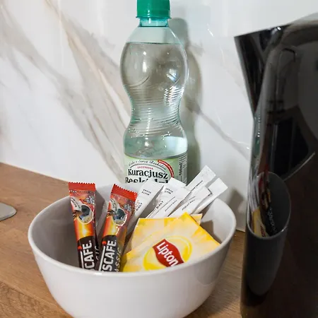 Park Grabiszynski Standard By Bookinghost アパート ヴロツワフ