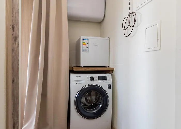 Park Grabiszynski Standard By Bookinghost Daire